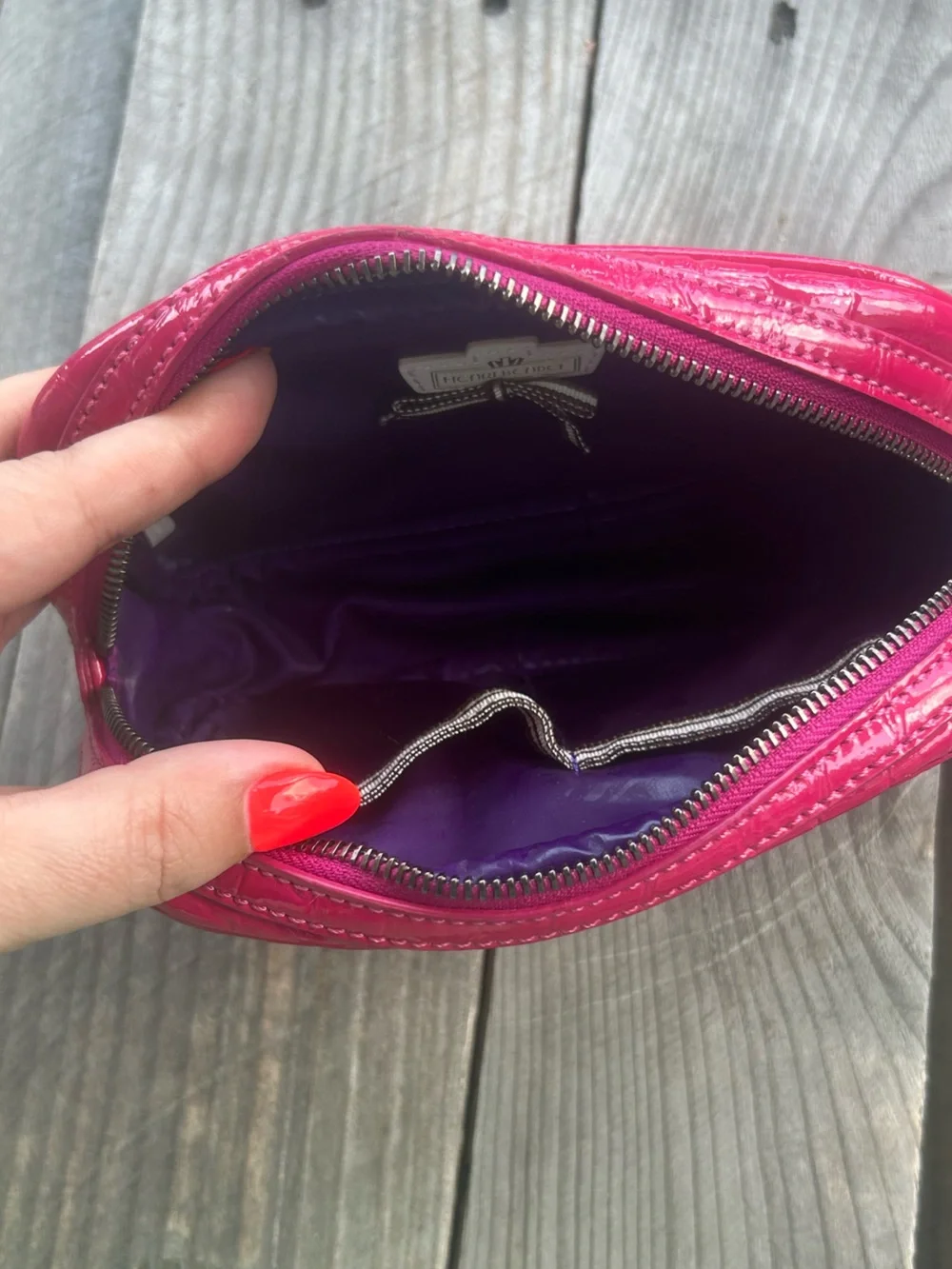 Henri Bendel Patent Croc Cosmetic Case Travel Organizer Makeup Bag Hot Pink Fuch